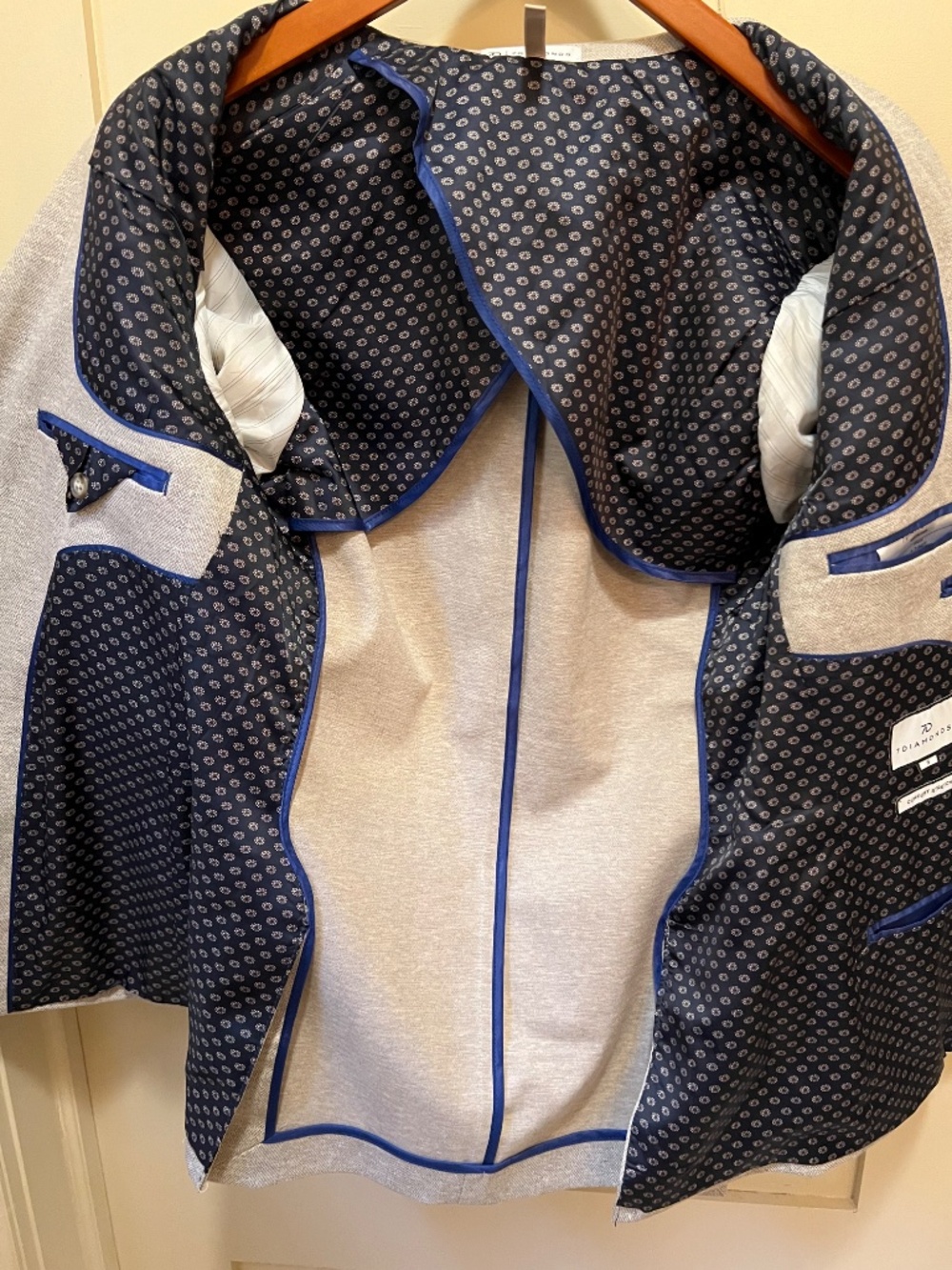 7 Diamonds Mens Blazer - Size Small - Brand New. - Picture 9 of 9